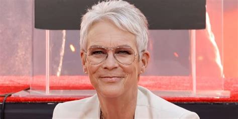 pictures of jamie lee curtis naked|Jamie Lee Curtis, 63, Poses Nude and in a Bathing Suit in NYT。